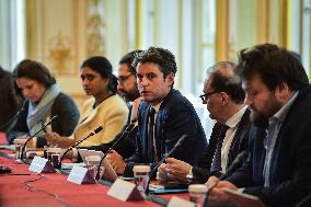 Meeting with the liaison committees on the situation in New Caledonia at Matignon - Paris