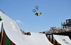 (SP)CHINA-SHANGHAI-OLYMPIC QUALIFIER SERIES SHANGHAI-CYCLING-BMX FREESTYLE-MEN-FINAL(CN)