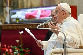 Pope Francis Meets With Priests And Consecrated Persons - Verona