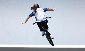 (SP)CHINA-SHANGHAI-OLYMPIC QUALIFIER SERIES SHANGHAI-CYCLING-BMX FREESTYLE-WOMEN-FINAL (CN)