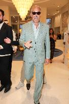 Cannes - Kevin Costner Exits The Martinez