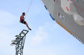 (SP)CHINA-SHANGHAI-OLYMPIC QUALIFIER SERIES-SPORT CLIMBING-MEN'S BOULDER & LEAD-FINAL(CN)