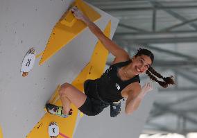 (SP)CHINA-SHANGHAI-OLYMPIC QUALIFIER SERIES SHANGHAI-SPORT CLIMBING-WOMEN'S BOULDER & LEAD-FINAL (CN)