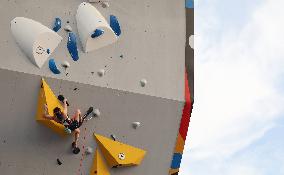 (SP)CHINA-SHANGHAI-OLYMPIC QUALIFIER SERIES SHANGHAI-SPORT CLIMBING-WOMEN'S BOULDER & LEAD-FINAL (CN)