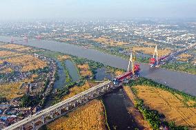 Ma'anshan Yangtze River Highway and Railway Bridge