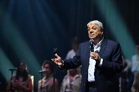 Enrico Macias Performs At L'Olympia - Paris