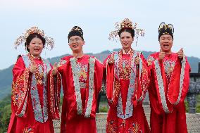 #CHINA-HUBEI-GROUP WEDDING (CN)