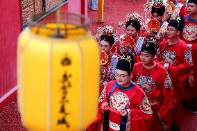 #CHINA-HUBEI-GROUP WEDDING (CN)