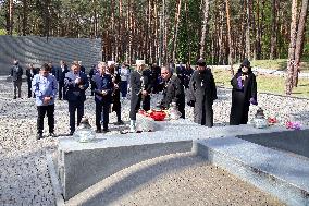 Remembering victims of political repressions at Bykivnia Graves in Kyiv