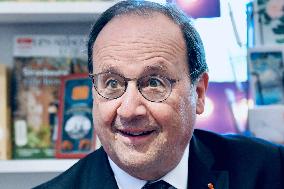 Francois Hollande Presents His Book 'Leur Europe' - Strasbourg