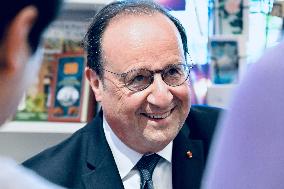 Francois Hollande Presents His Book 'Leur Europe' - Strasbourg