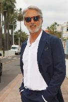 Cannes - Antoine De Caunes On Croisette