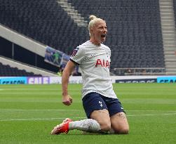 Tottenham Hotspur v West Ham United - Barclays Women's Super League