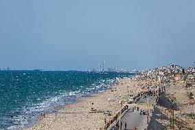 Humanitarian Aid Arrives Across New US Pier - Gaza