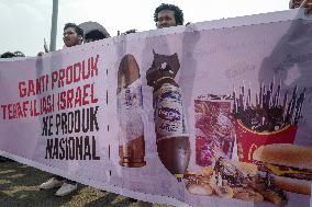 Protest Calling For The Boycott Of Israeli Affiliate Products In Indonesia