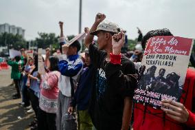 Protest Calling For The Boycott Of Israeli Affiliate Products In Indonesia