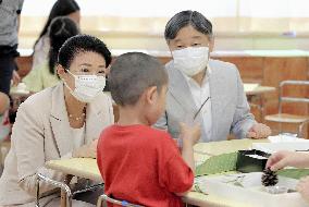 Japanese emperor, empress at kindergarten