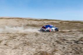 (SP)CHINA-XINJIANG-KASHGAR-TAKLIMAKAN RALLY-FIRST STAGE (CN)