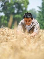 ChineseToday | Young farmer uses modern technology to empower traditional agriculture in SW China