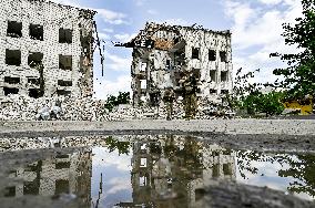 Ukrainian defenders serve in Zaporizhzhia sector