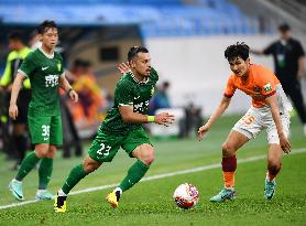 (SP)CHINA-QINGDAO-FOOTBALL-CSL-QINGDAO HAINIU VS BEIJING GUOAN (CN)