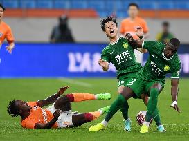 (SP)CHINA-QINGDAO-FOOTBALL-CSL-QINGDAO HAINIU VS BEIJING GUOAN (CN)