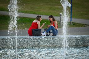 Daily Life In Warsaw