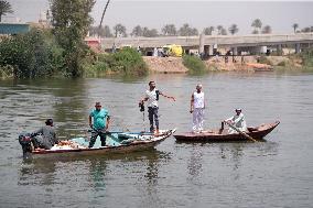 EGYPT-GIZA-MINIBUS-ACCIDENT-RESCUE