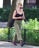 Busy Philipps Steps Out - NYC