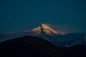 CHINA-MOUNT QOMOLANGMA-SCENERY (CN)