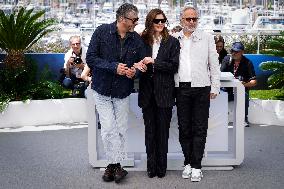 "Marcello Mio" Photocall - The 77th Annual Cannes Film Festival