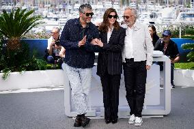 "Marcello Mio" Photocall - The 77th Annual Cannes Film Festival