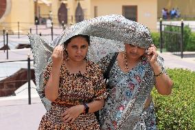 Weather: Hot Summer Day In Jaipur