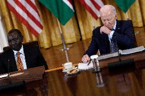 Joe Biden welcomes Kenyan President - Washington