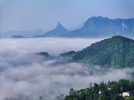 CHINA-CHONGQING-JINFO MOUNTAIN-CLOUDS (CN)