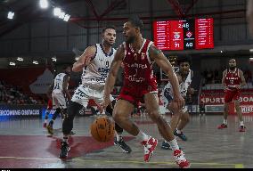 Basquetebol - Benfica vs Oliveirense