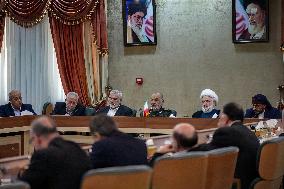 IRGC Commanders And Resistance Leaders Hold Meeting - Tehran