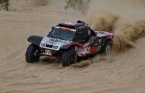 (SP)CHINA-KASHGAR-TAKLIMAKAN RALLY-THIRD STAGE (CN)