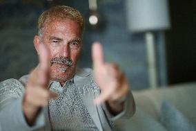 Cannes - Kevin Costner Photo Session