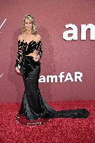 Arrivals amfAR Cannes Gala - Antibes