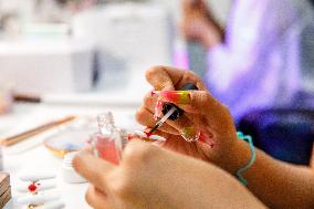 A Wearable Nail Manufacturer in Lianyungang