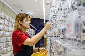 A Wearable Nail Manufacturer in Lianyungang