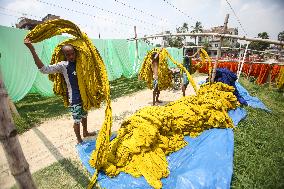 BANGLADESH-NARAYANGANJ-FABRICS-DRYING