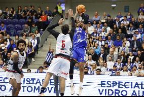 FC Porto-Ovarense  Basketball League Championship