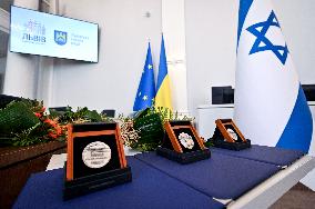 Israeli Embassy awards Righteous Among the Nations title to three Ukrainian families