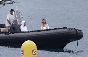 Heidi Klum And Leni Take A Boat Ride - Antibes
