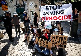 Demonstration In Front Of The US Consulate General In West Jerusalem Demanding An End To The War