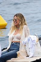 Heidi Klum And Leni Take A Boat Ride - Antibes