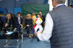 Gabriel Attal and Brigitte Macron Visit a School - Antony