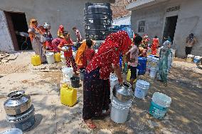 Water Crisis Amid Extreme Heat In Jaipur